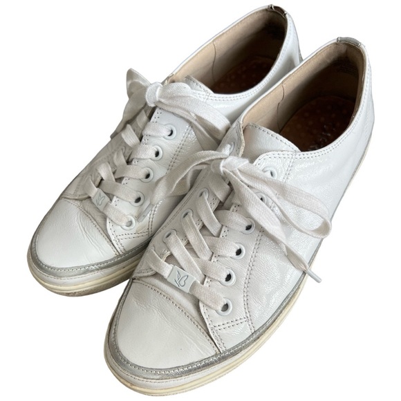 Caprice Sneakers - Picture 2 of 5